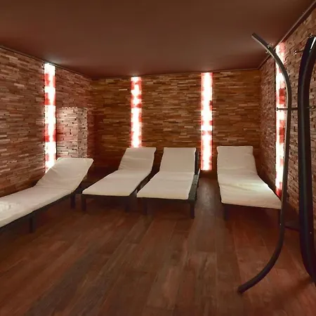 Hotel Wellness Astra 4*