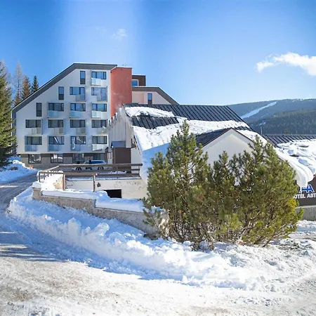 Wellness Astra فندق Špindlerŭv Mlýn