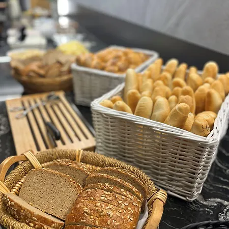 فندق Wellness Astra