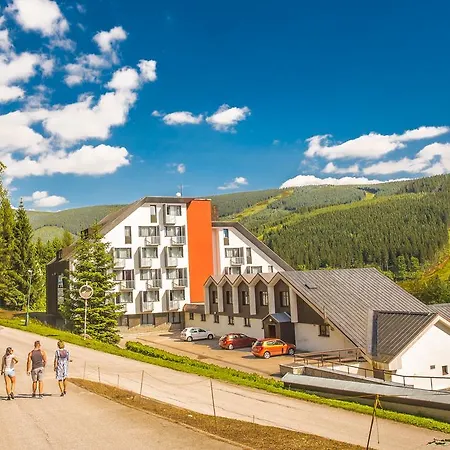 Wellness Astra 4* Špindlerŭv Mlýn