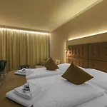 Wellness Astra 4* Špindlerŭv Mlýn