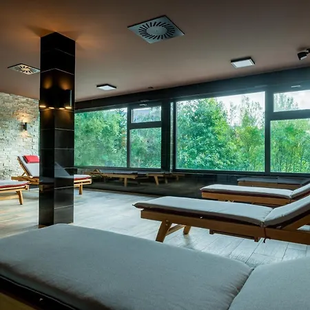 מלון Wellness Astra