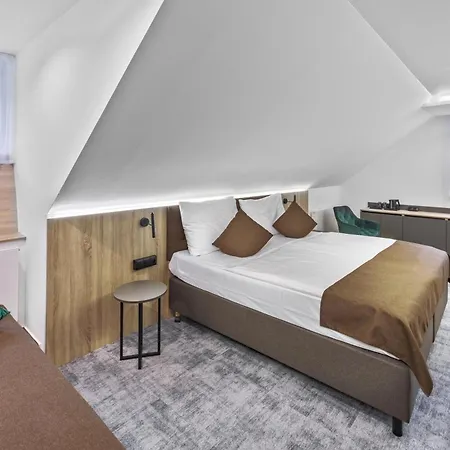 Astra Hotel 4*