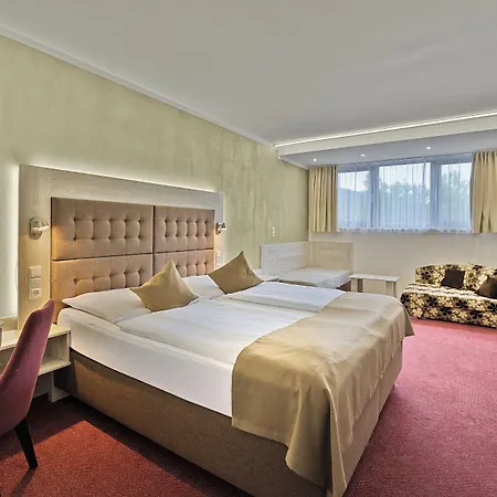 Wellness Astra Hotel