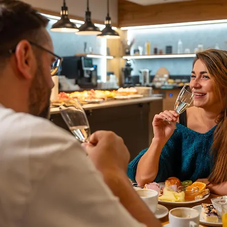 מלון Wellness Astra Špindlerŭv Mlýn